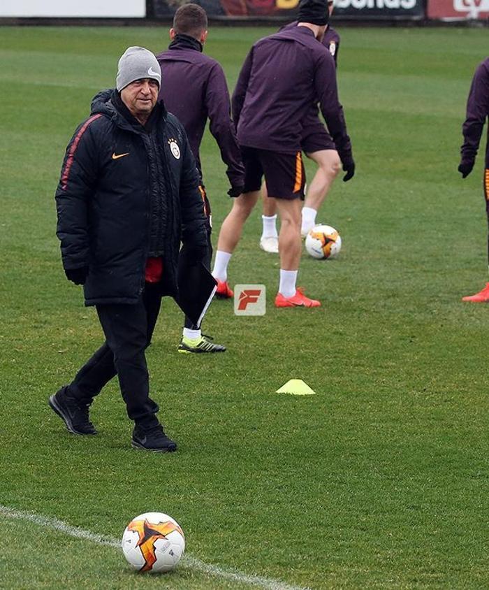 Fatih Terim Galatasaray - Benfica maçı öncesi idmanda şov yaptı