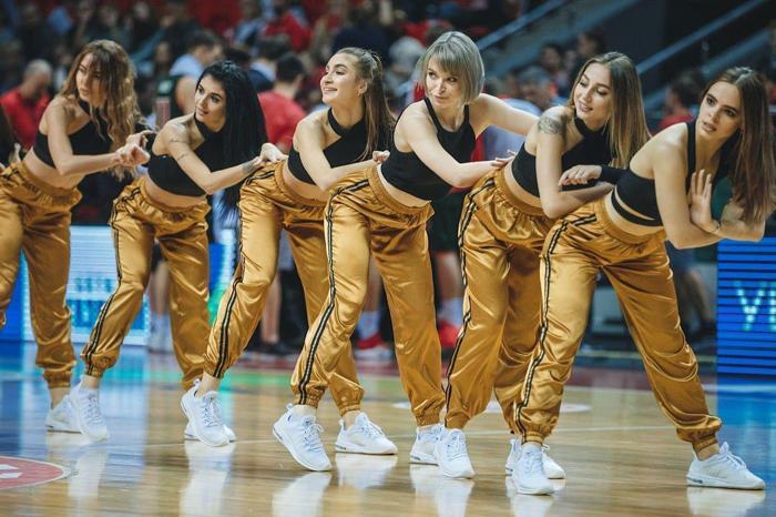 EuroLeaguede EFES Dance Challenge heyecanı başladı