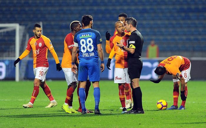 Gecenin sorusu (Mehmet Demirkol)