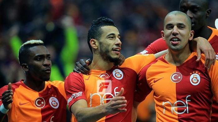 Fatih Terimin gözüne girdi Sarıldı ve tebrik etti...