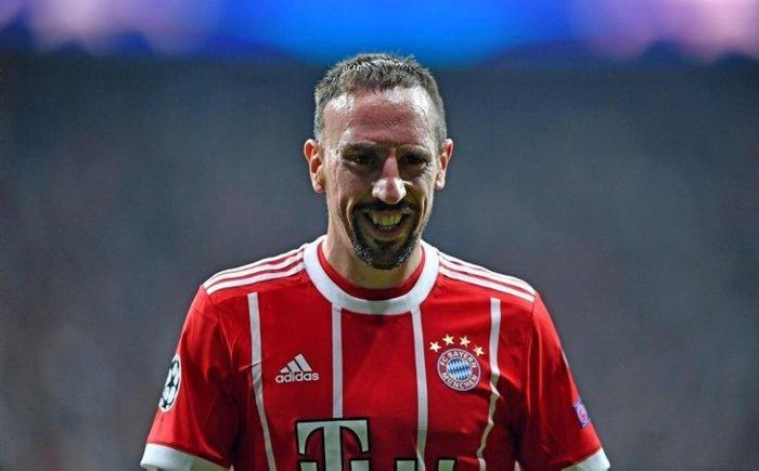 Galatasarayda Ribery gelişmesi... Kaçarcasına gitmişti