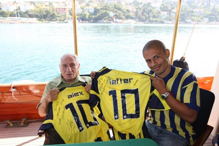 Alex De Souza: Fenerbahçeden nefret ediyorlardı