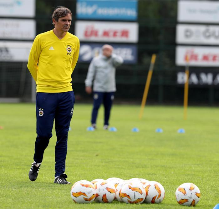 Phillip Cocu Fenerbahçeden ayrılmıyor çünkü...