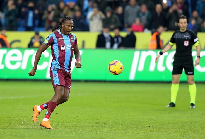 Trabzonsporda Hugo Rodallega depremi