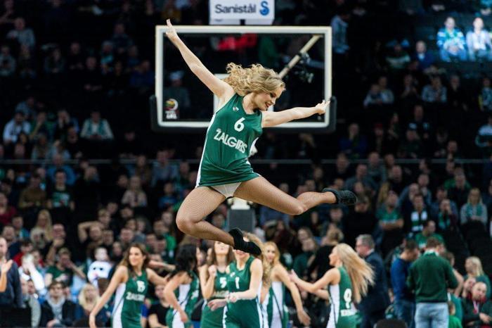 EuroLeaguede EFES Dance Challenge heyecanı başladı