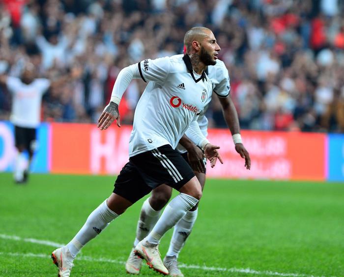 Maçın olayı (Erman Özgür)