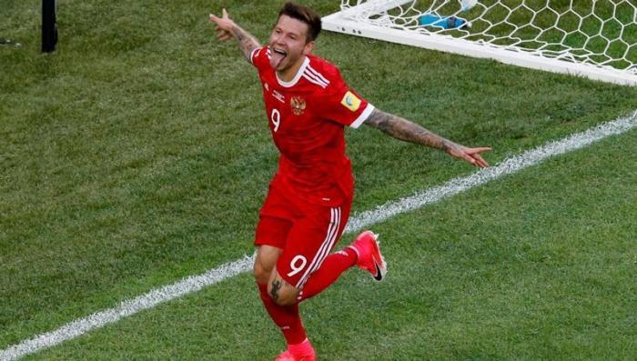 Galatasarayın rakibi Lokomotiv Moskovada Fedor Smolov şoku