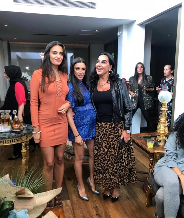 Aslıhan Doğanın baby shower partisine ünlüler akını...