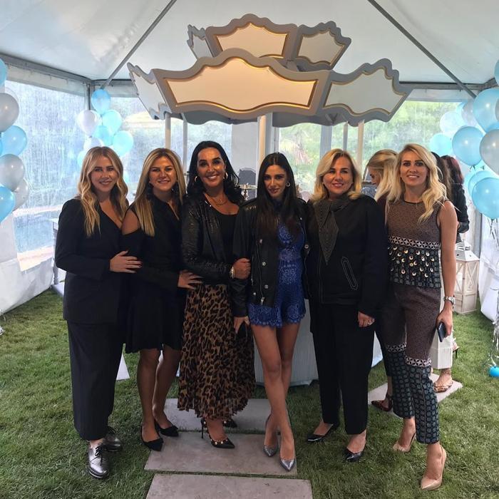 Aslıhan Doğanın baby shower partisine ünlüler akını...