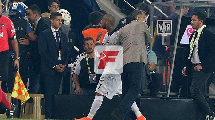 Beşiktaşta Quaresma krizi