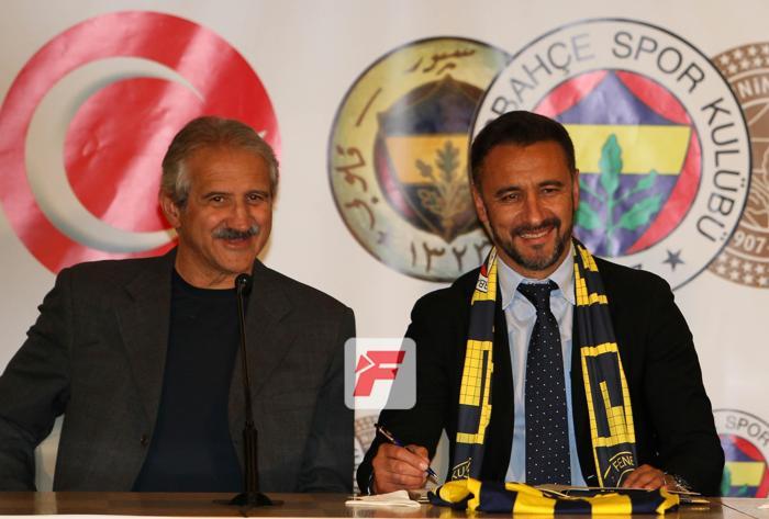 Van Persie Fenerbahçeli taraftarları çıldırttı