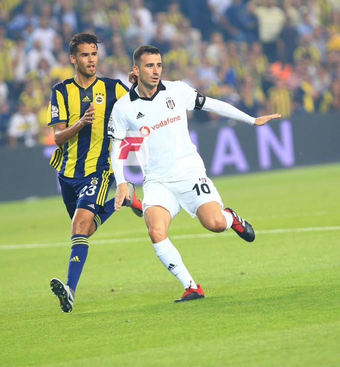 Fenerbahçe - Beşiktaş maçından kareler