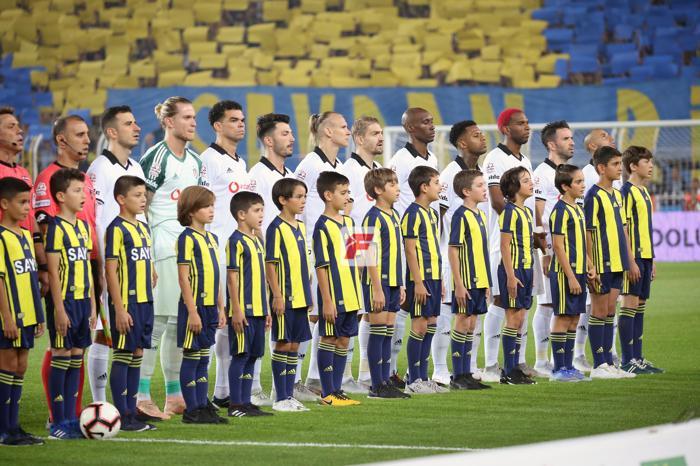 Fenerbahçe - Beşiktaş maçından kareler