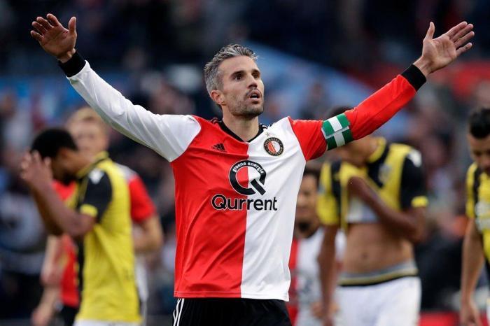 Van Persie Fenerbahçeli taraftarları çıldırttı