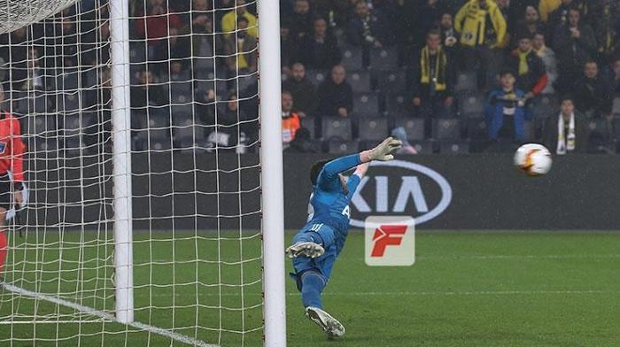Fenerbahçe-Zenit maçında sürpriz isim Bakın kim çıktı...