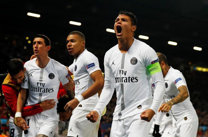 Di Mariadan Manchester United tribünlerine: F.. off