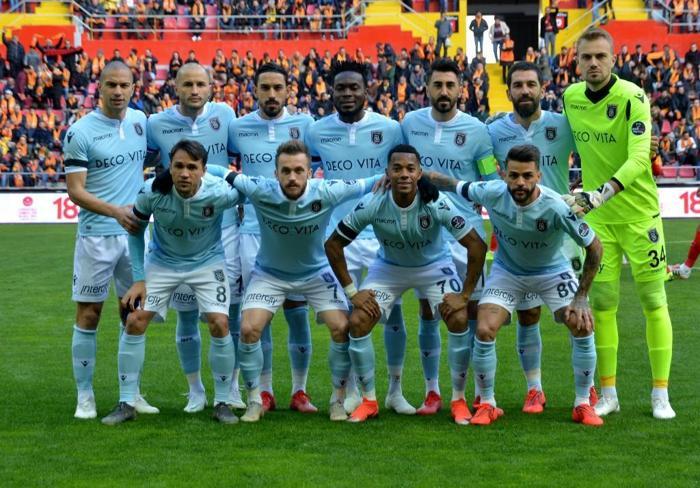 Medipol Başakşehir / 15 yabancı / 2 sözleşmesi biten / 13 kalan