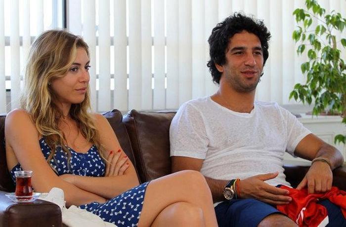 Arda Turana, Sinem Kobal tazminatı