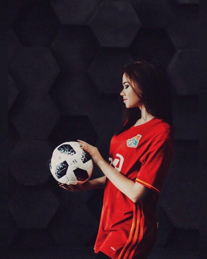 Galatasarayı bekleyen güzel: Yelizaveta Belyaev