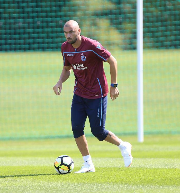 Burak Yılmazdan bomba açıklamalar Beşiktaşa satmışlar...
