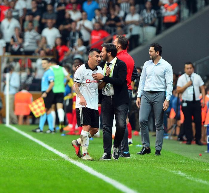 Medel’e ikinci sarı hatalıydı (Deniz Çoban)