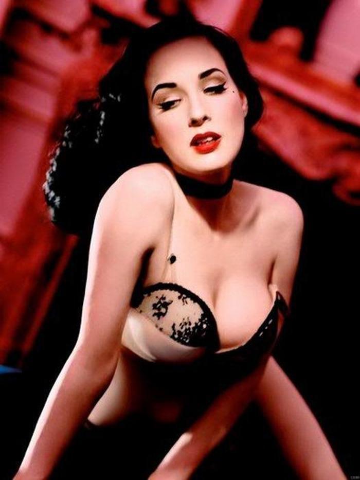 Dita Von Teese 46 yaşına girdi