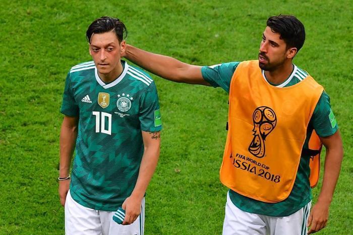 Mesut Özilin menajerinden olay açıklamalar