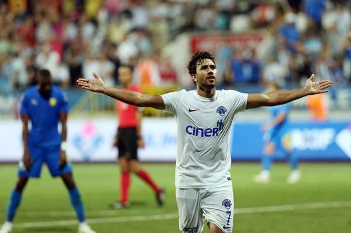 Trezeguet bombası İstanbula geldiler...