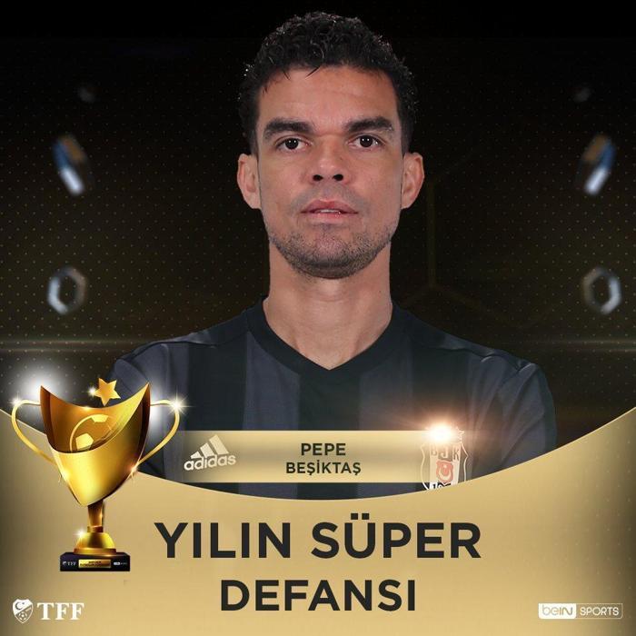 Yılın Süper Defans Oyuncusu