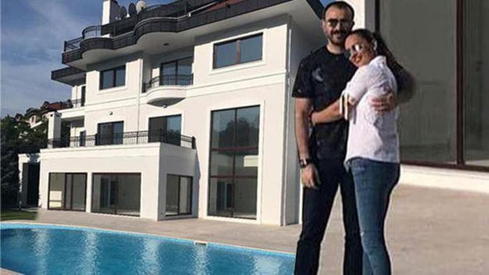 İşte Demet Akalının evinden haczedilen eşyalar