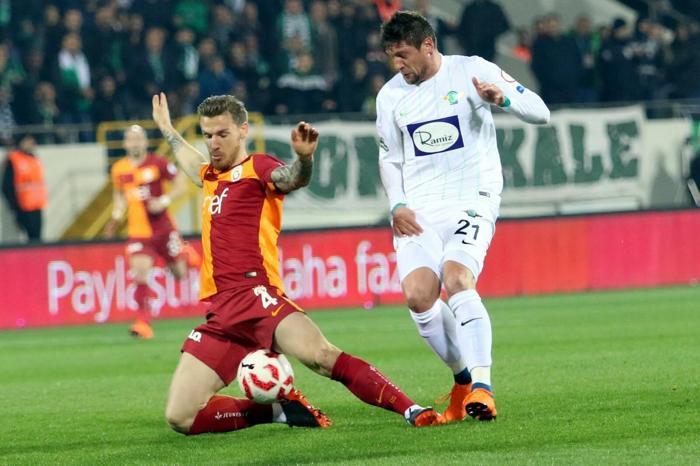 Süper Ligde transfer bitmez