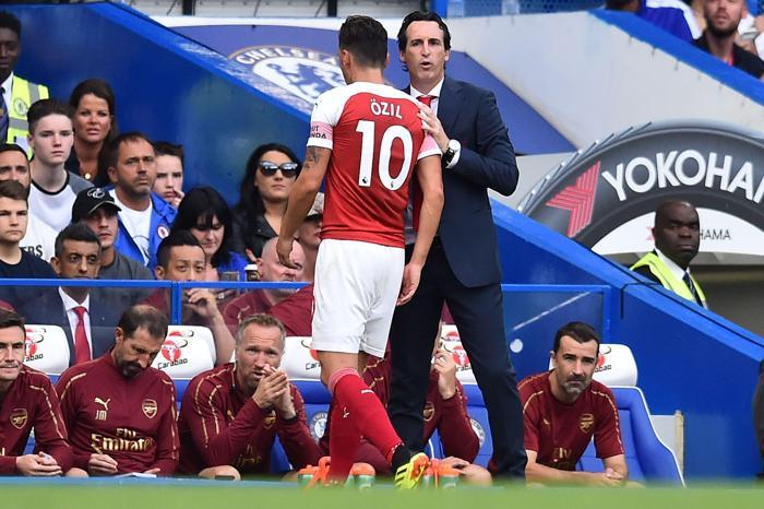 İngiliz medyasından Mesut Özil Fenerbahçeye... iddiası