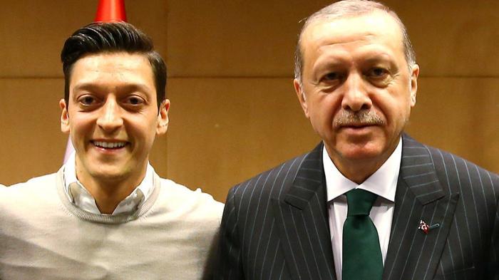 Joachim Löwden flaş Mesut Özil açıklaması