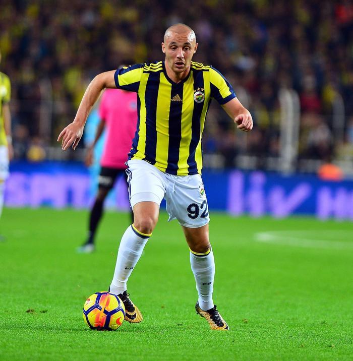 Fenerbahçe taraftarında Aatif şaşkınlığı