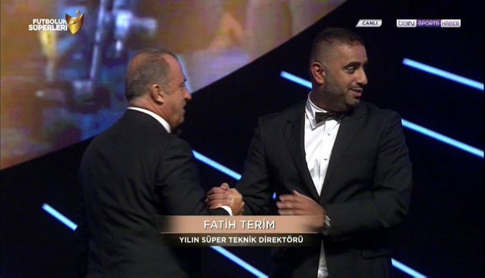 Futbolun Süperleri belli oldu Ödül töreninde yıldızlar geçidi