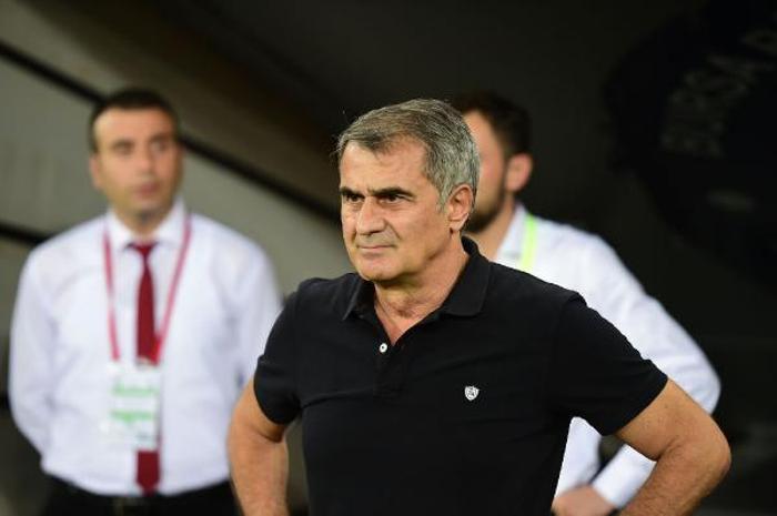 Şenol Güneş Adem Ljajici ilk 11e alıyor