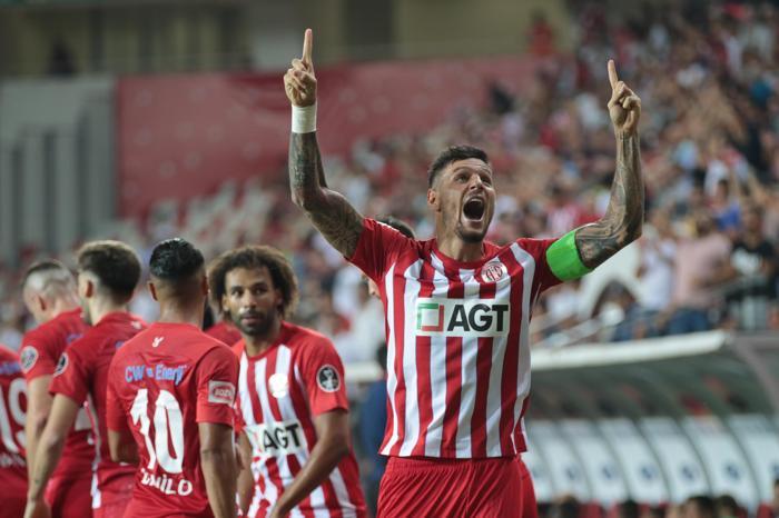 Diego Antalyada mutlu