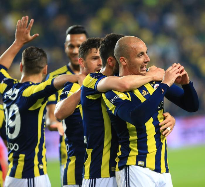 Fenerbahçe taraftarında Aatif şaşkınlığı
