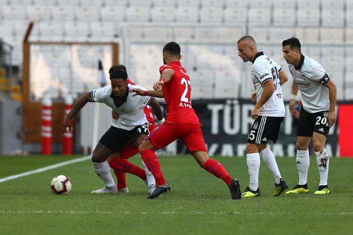 Beşiktaş-Altınordu maçında şok protesto
