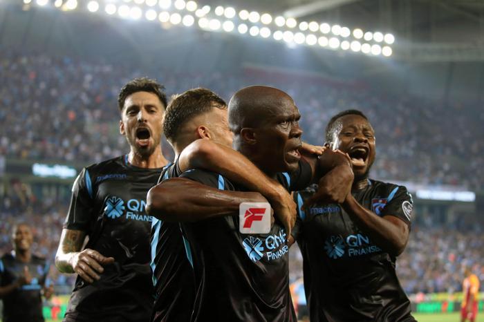 Trabzonspor - Galatasaray maçının ardından tartışma Fatih Terim ve Hasan Şaş çıldırdı