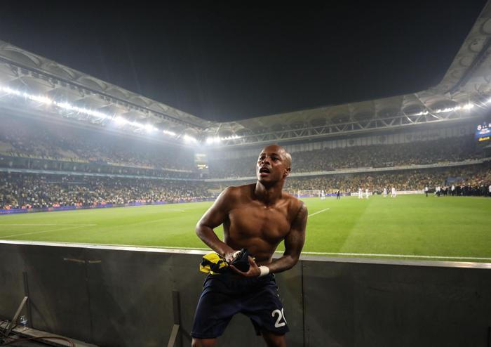 Fanatik yazarlarının Fenerbahçe - Beşiktaş maçı yorumları