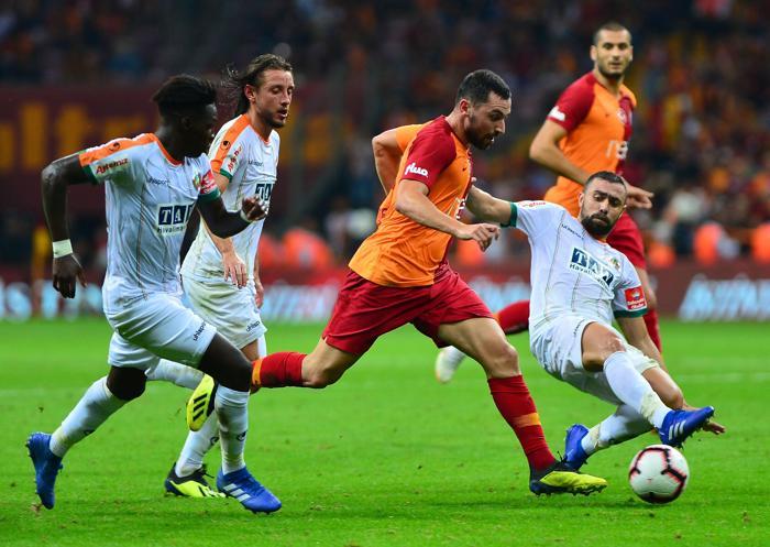Spor yazarlarının Galatasaray - Alanyaspor maçının değerlendirmeleri