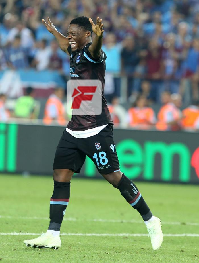 Trabzonspor - Galatasaray maçının ardından tartışma Fatih Terim ve Hasan Şaş çıldırdı