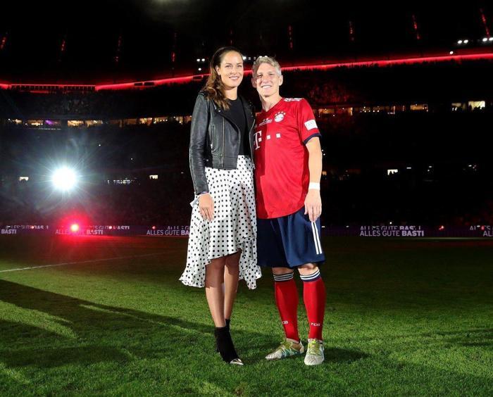 Almanların efsane ismi Bastian Schweinsteiger jübile yaptı