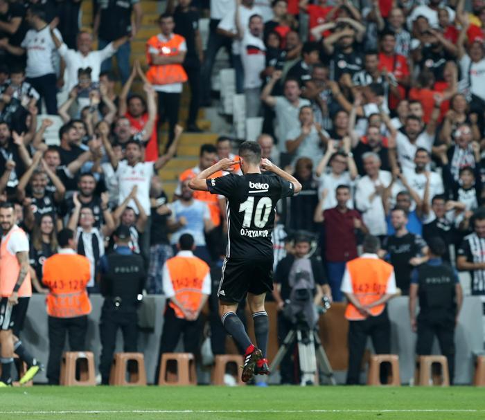 Oğuzhan Özyakuptan olay gol sevinci