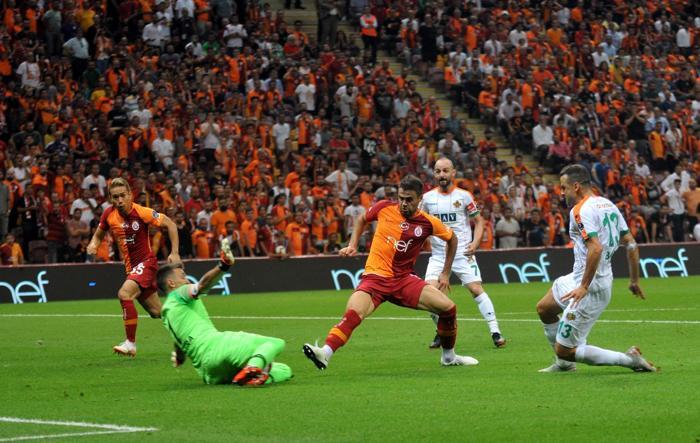 Spor yazarlarının Galatasaray - Alanyaspor maçının değerlendirmeleri