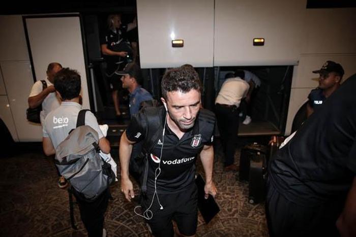 Görüşmeler başladı Beşiktaştan sürpriz hamle