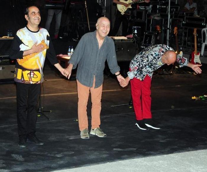 Bize ihanet ettin Cem