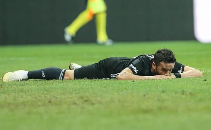 Görüşmeler başladı Beşiktaştan sürpriz hamle