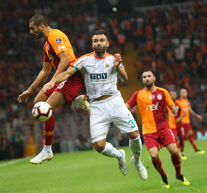 Spor yazarlarının Galatasaray - Alanyaspor maçının değerlendirmeleri